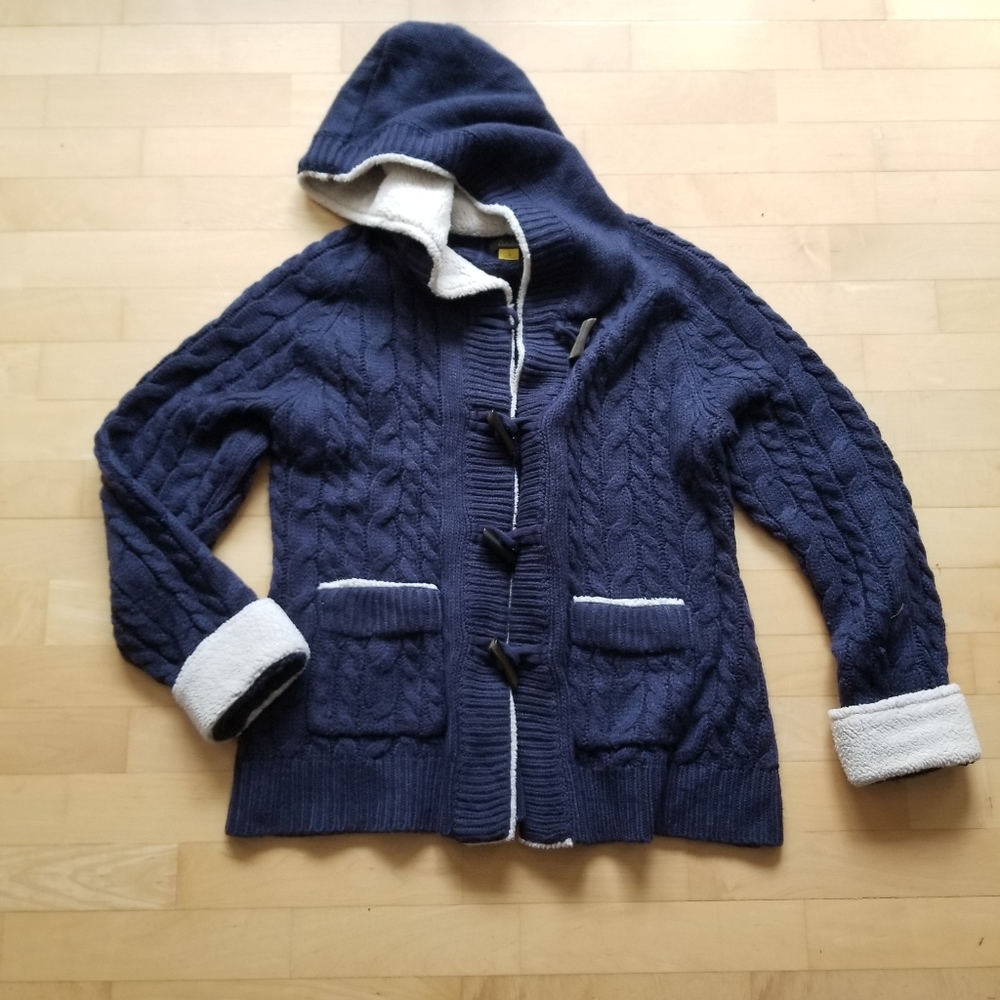 Cabela's cable knit Cardigan Large Navy Blue
